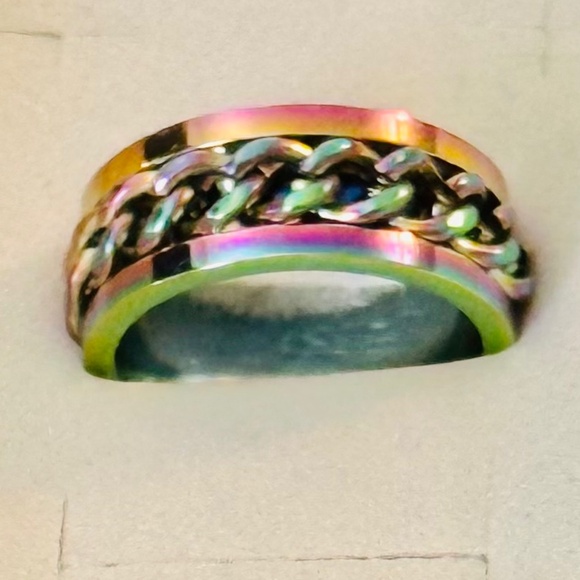 Stainless Steel Rainbow spinning band/ring. Center Braid Spins - Picture 7 of 9